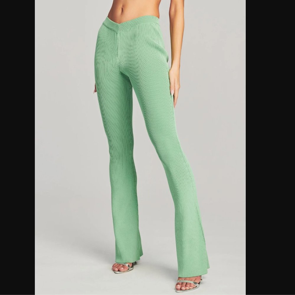 NWT Seroya Green Women's Ribbed Flare Pants